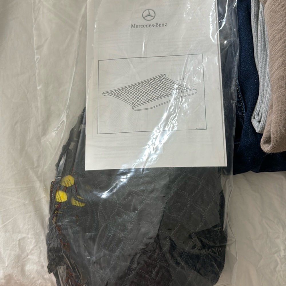 Mercedes net for trunk